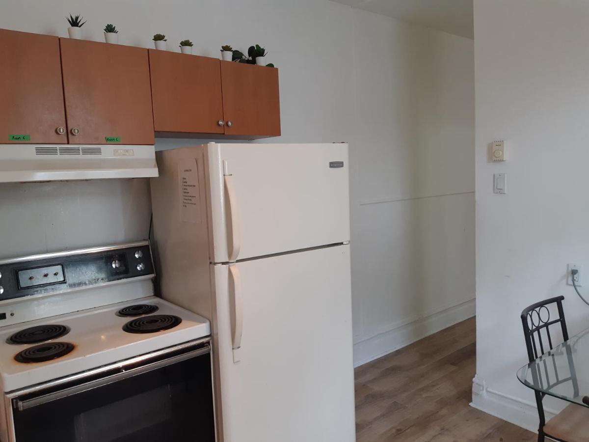 Tv + Netflix / High Speed Internet / Room C Montreal Ngoại thất bức ảnh